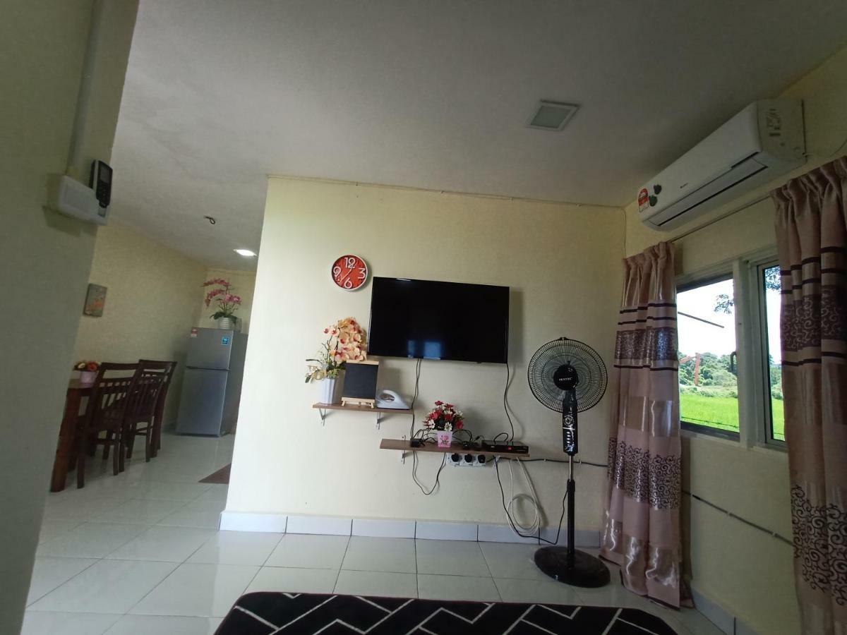 Villa Tempoyak Homestay ปันไตเจอนัง ภายนอก รูปภาพ
